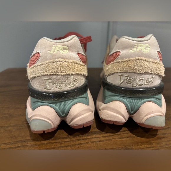 New Balance 9060 • Joe Freshgoods • Inside Voices • Penny Cookie Pink • 8.5 / 7 - Picture 14 of 16